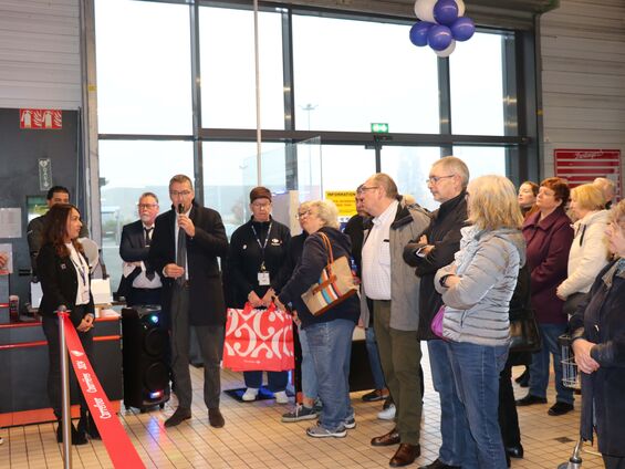 Discours de Sandra Schweitzer, Directrice de magasin et de Christophe Pilch, le Maire de Courrières.